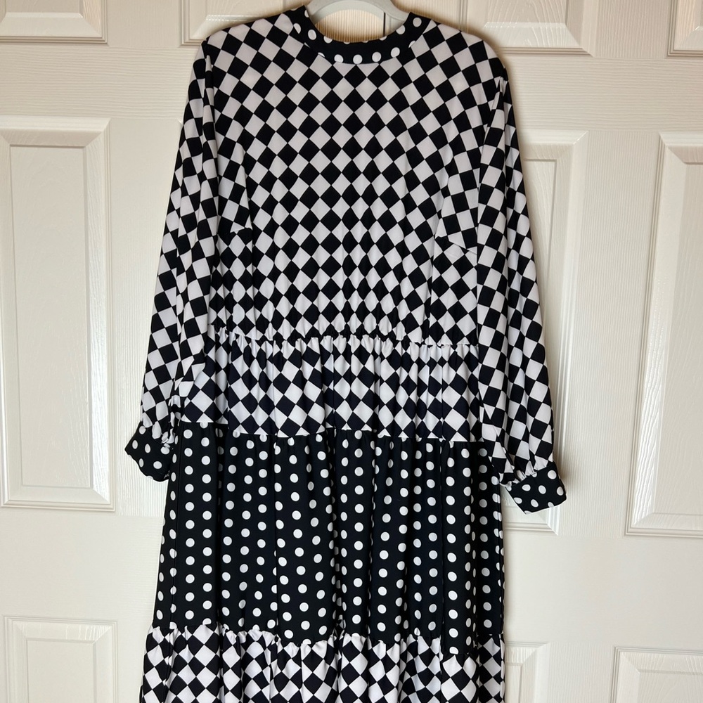 ELOQUII Size 20 Black & White Harlequin Maxi Dress